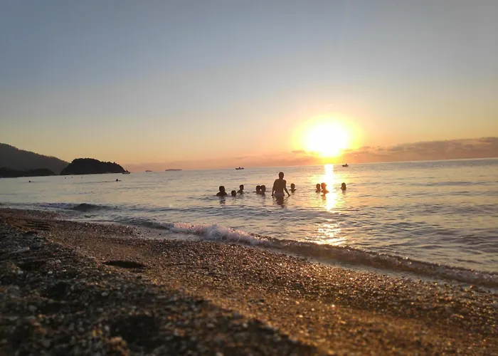 Cirali Sunny House شقة