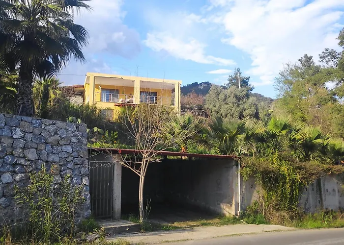 شقة Cirali Sunny House كمر