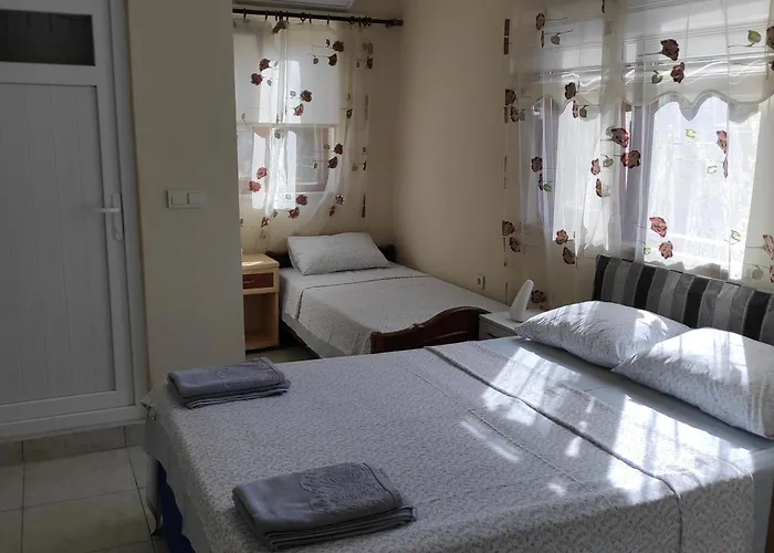 Lejlighed Cirali Sunny House *
